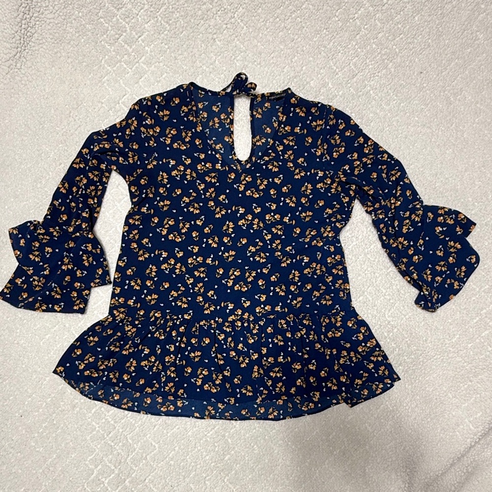 Signature Studio Navy Floral Blouse